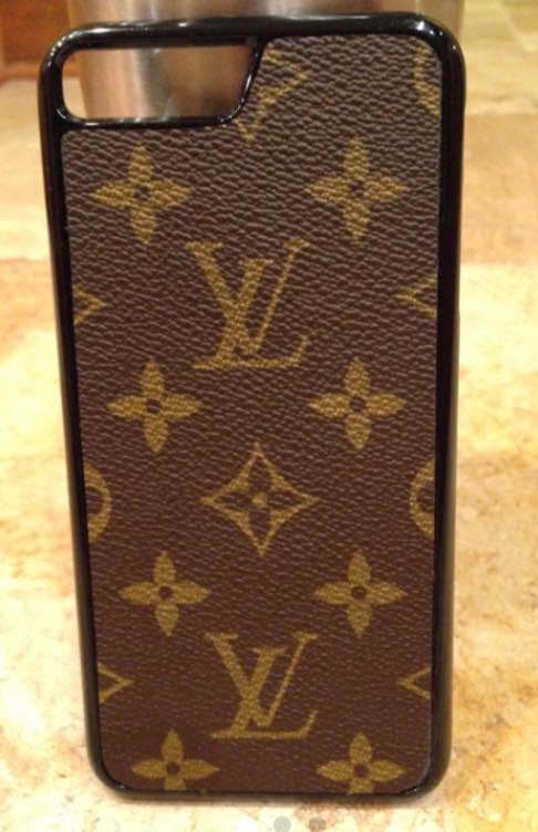 TVstation gammel Prestigefyldte Louis Vuitton iPhone 6 Plus Authentic Canvas Cover